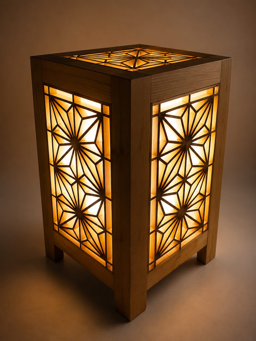 Lámpara Kumiko artesanal de madera